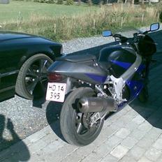 Suzuki Gsxr 600