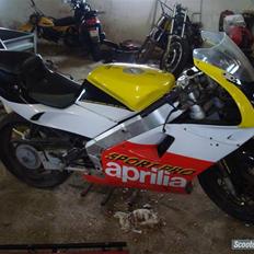 Aprilia AF1 sport pro
