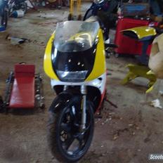 Aprilia AF1 sport pro