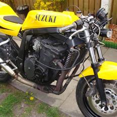 Suzuki Gsxr 750 