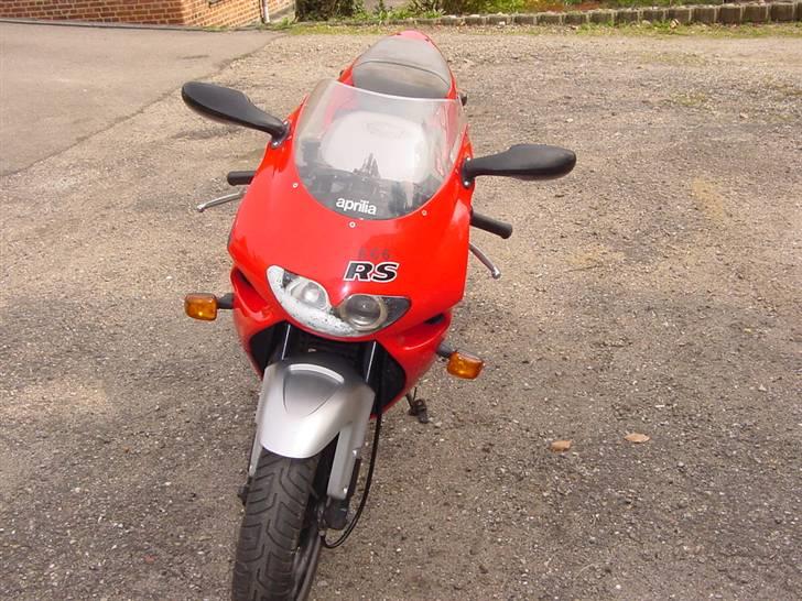 Aprilia RS 125 Extrema (SOLGT) - Et billede da jeg lige havde vasket den hos Camo :) billede 14