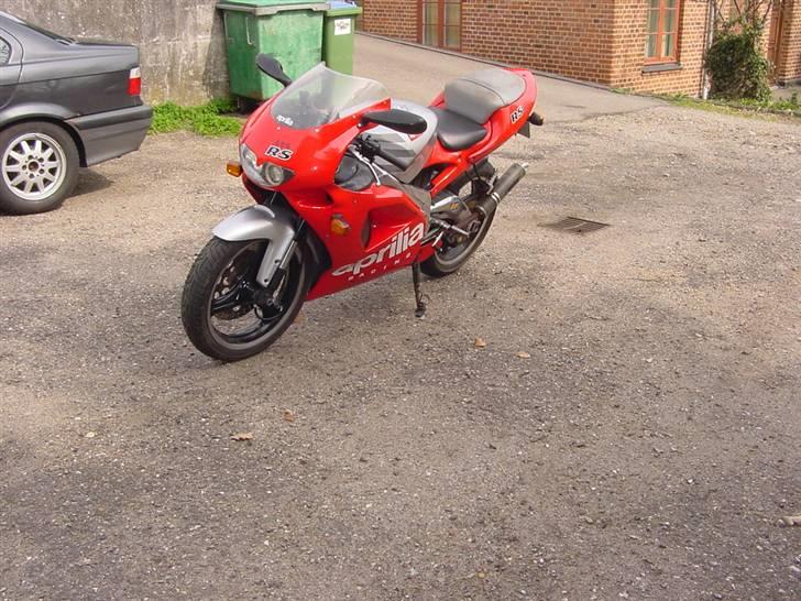 Aprilia RS 125 Extrema (SOLGT) - Et billede da jeg lige havde vasket den hos Camo :) billede 15