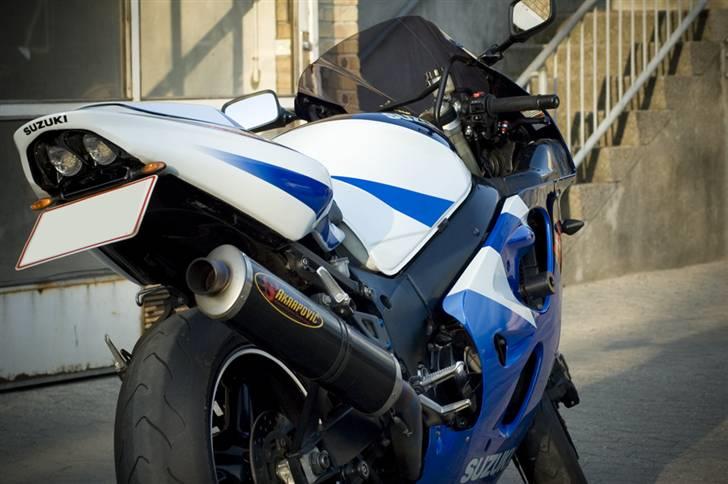 Suzuki GSXR 600 SRAD billede 5