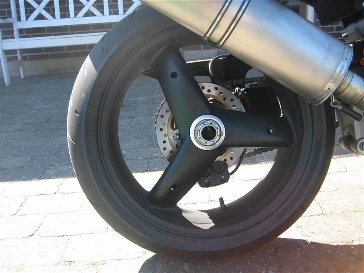 Triumph Daytona 955i(SOLGT) billede 2