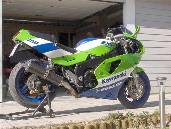 Kawasaki zxr 750 H1 Solgt billede 2