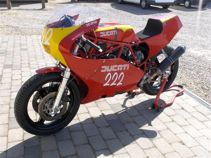 Ducati F1 Racer SOLGT billede 8