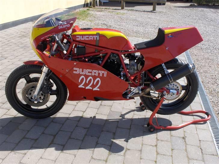 Ducati F1 Racer SOLGT billede 9