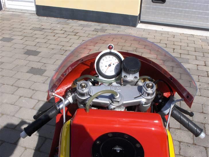 Ducati F1 Racer SOLGT billede 12