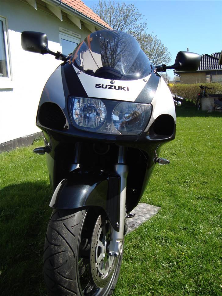 Suzuki GSX 600 R billede 4
