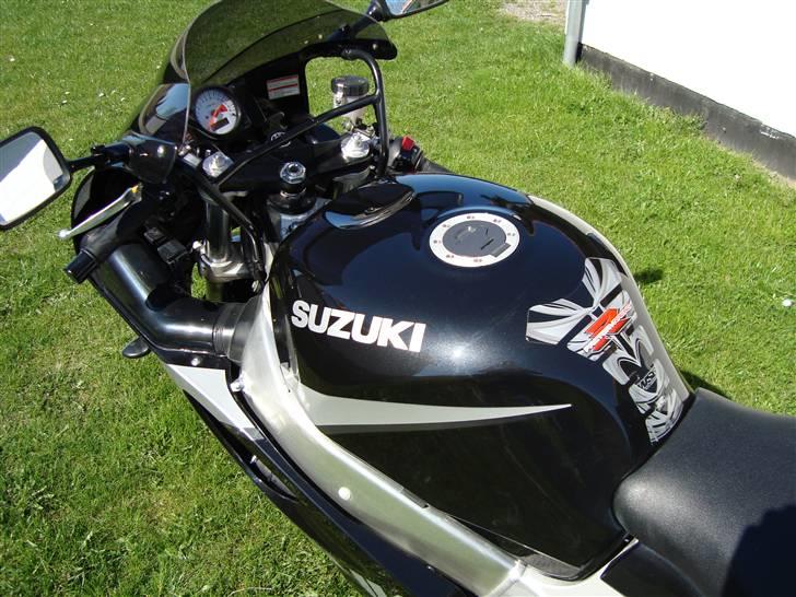 Suzuki GSX 600 R billede 6