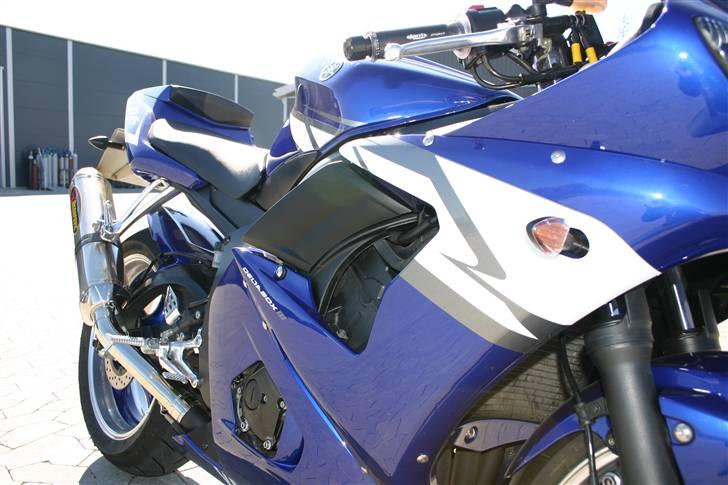Yamaha YZF R6 billede 3