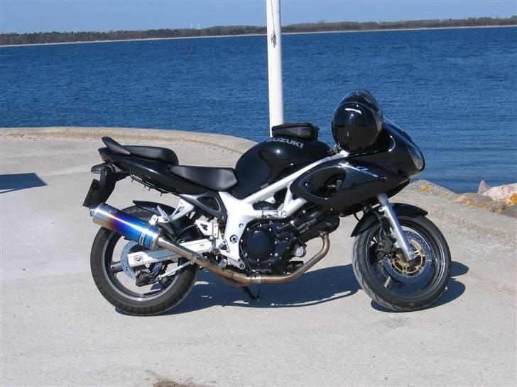 Suzuki SV 650 s (SOLGT) billede 11