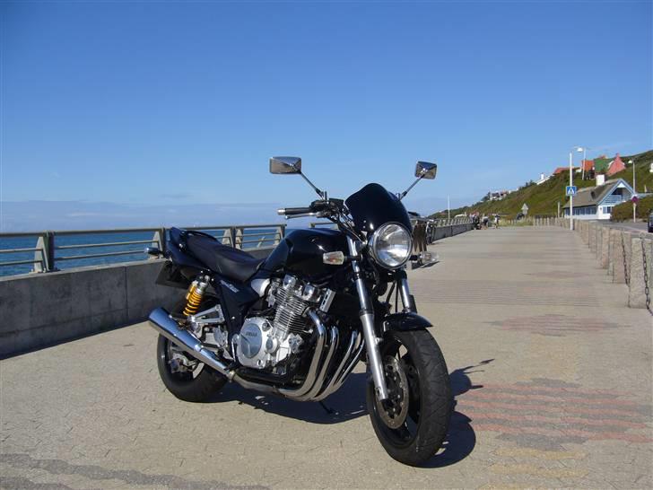 Yamaha XJR 1300 - SOLGT billede 4