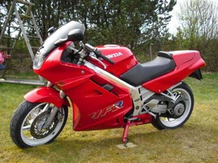 Honda VFR 750 billede 1