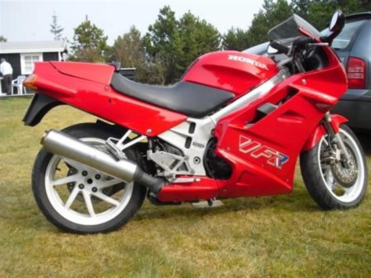 Honda VFR 750 billede 3