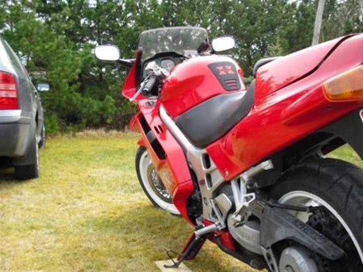 Honda VFR 750 billede 4