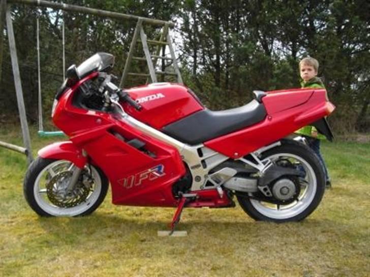 Honda VFR 750 billede 5