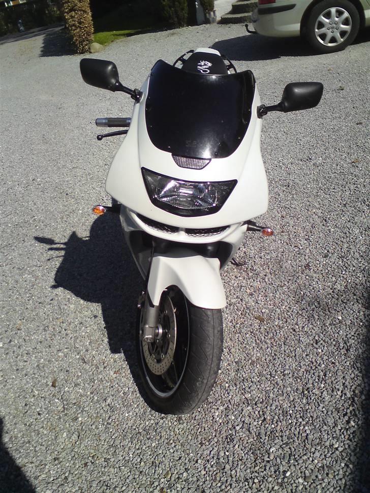 Kawasaki ZX6R  (SOLGT) billede 8