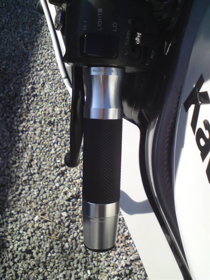 Kawasaki ZX6R  (SOLGT) - Rizoma greb og styrender billede 10