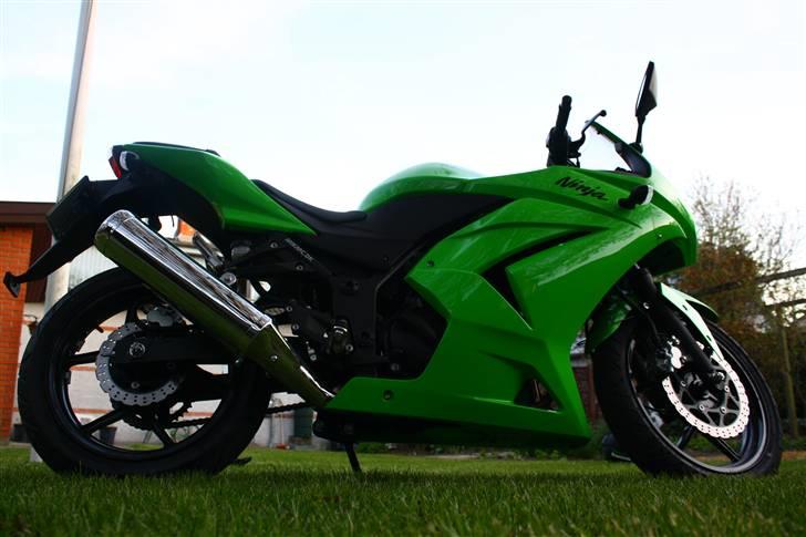 Kawasaki Ninja 250r billede 9