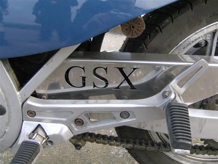 Suzuki GSX 750 es billede 5