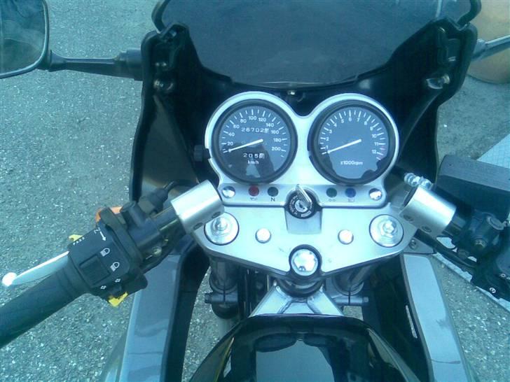 Suzuki gs 500 solgt billede 5