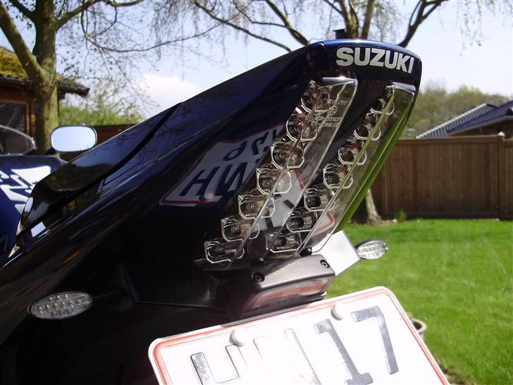 Suzuki SV1000S K4 (SOLGT) billede 9