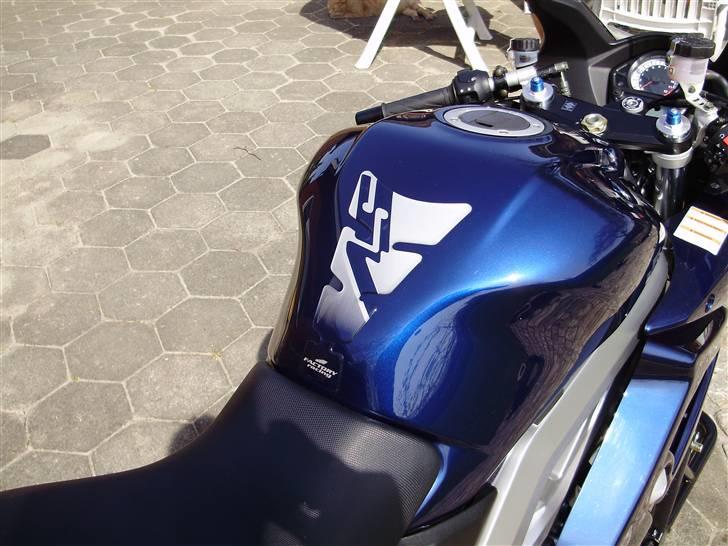 Suzuki SV1000S K4 (SOLGT) billede 10