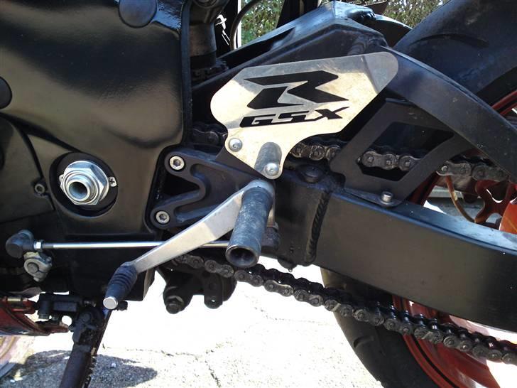 Suzuki GSX-R 750 turbo - Laser skåret Heel Plates i rustfri stål med GSXR logo billede 5