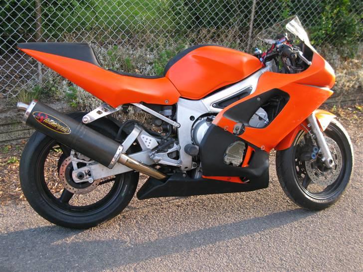 Yamaha YZF R6 bane ged (SOLGT) - er lige blevet malet 8/8 - 09 billede 2