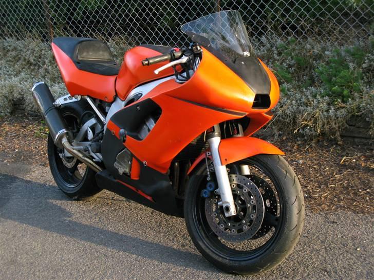 Yamaha YZF R6 bane ged (SOLGT) billede 4