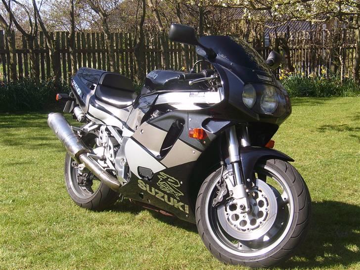 Suzuki gsxr 750w solgt billede 8