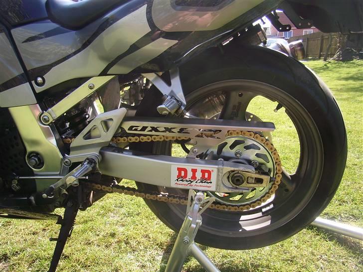 Suzuki gsxr 750w solgt - gixxer kædeskærmen billede 16