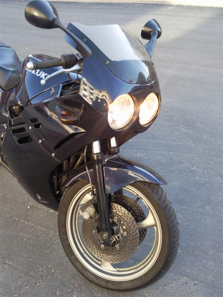 Suzuki GSX-R 250 1991  SOLGT  billede 2