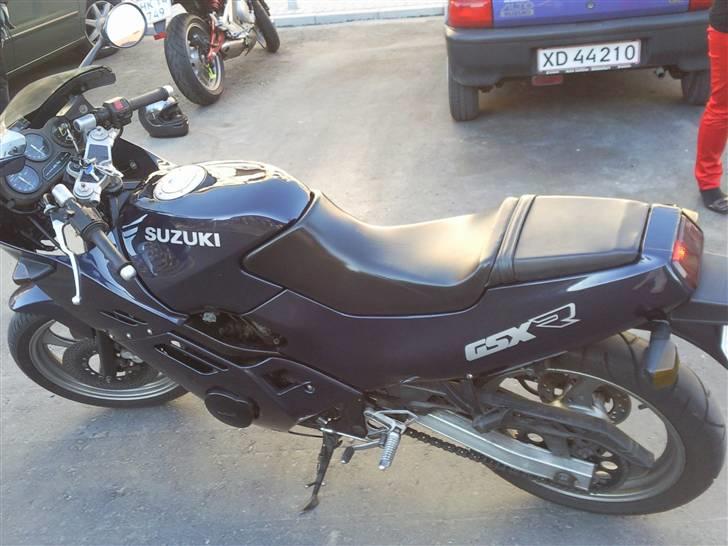 Suzuki GSX-R 250 1991  SOLGT  billede 3