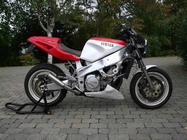 Yamaha FZR 1000 EXUP billede 1