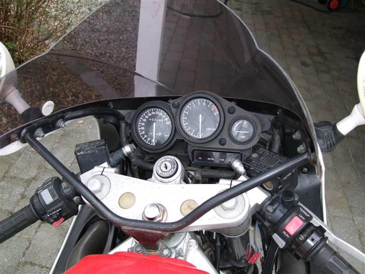 Yamaha FZR 1000 EXUP billede 5