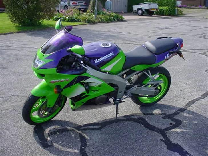 Kawasaki ZX6R Ninja   (solgt) billede 3