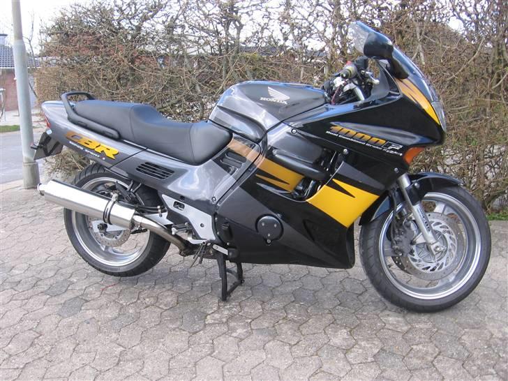 Honda Solgt - Maskine trimmet og lavet lidt om på udsende.til 2010 sæson billede 1