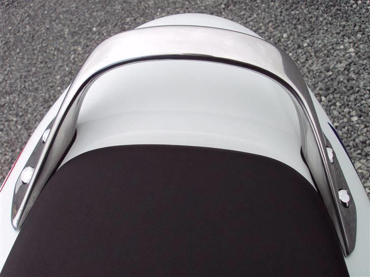 Honda CBR 600 F4 *SOLGT* - Poleret passager håndtag. billede 14