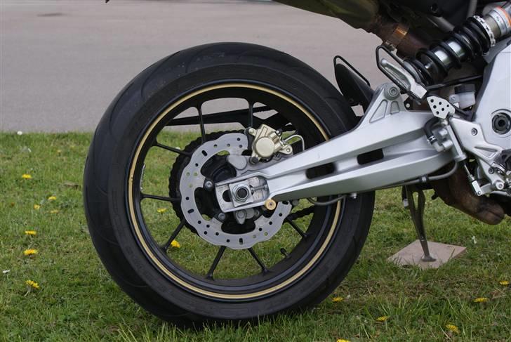 Aprilia Dorsoduro 750 (Solgt) billede 7