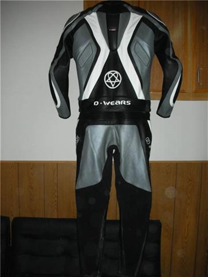 Yamaha yzf r1 billede 7