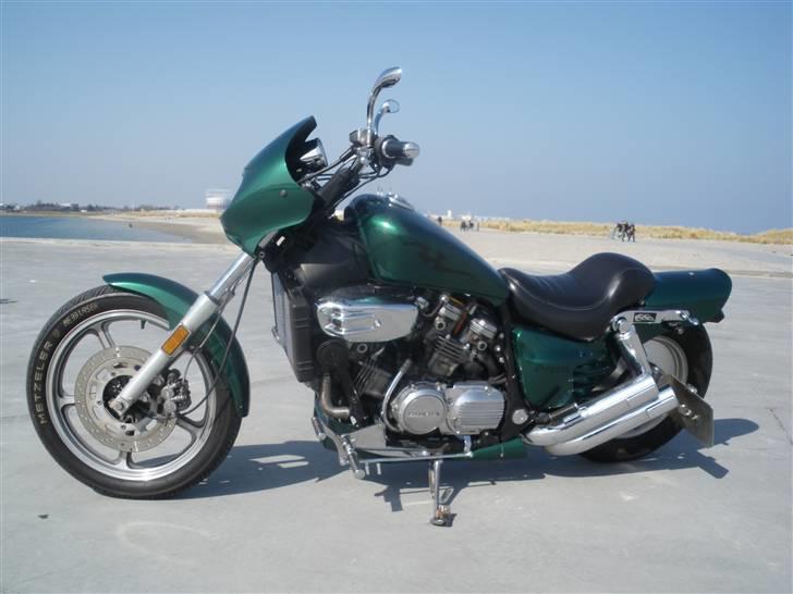Honda VF700c SuperMagna billede 37