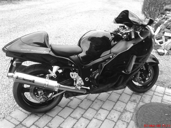 Suzuki Sv650s (TOTALSKADET) - "Låne" MC´en - til når det skal gå HURTIGT. billede 4