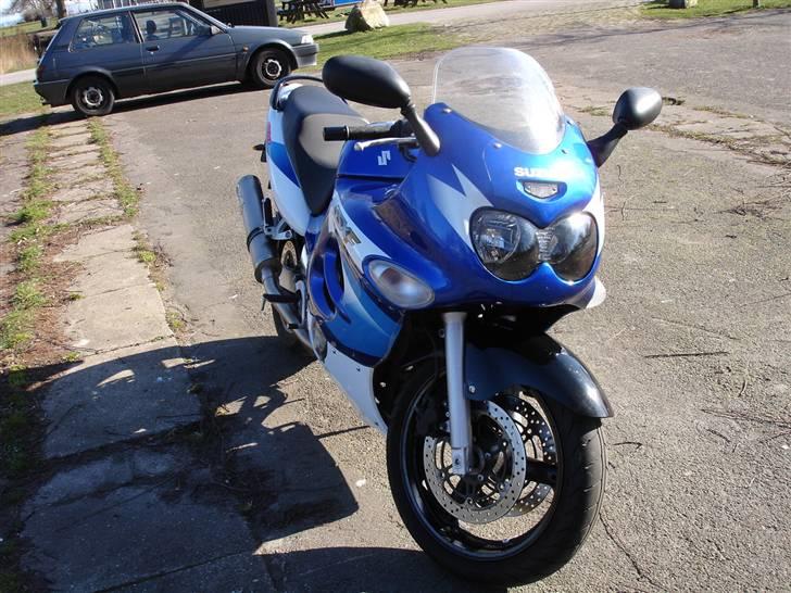 Suzuki GSX600F *til salg* billede 9