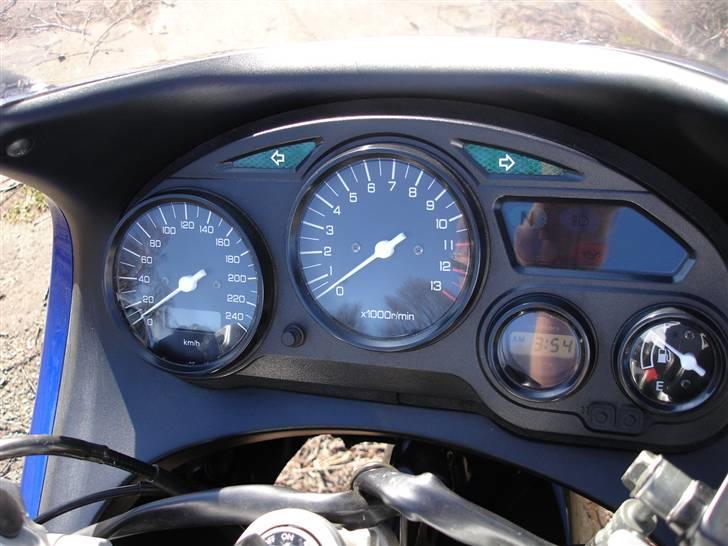 Suzuki GSX600F *til salg* billede 11