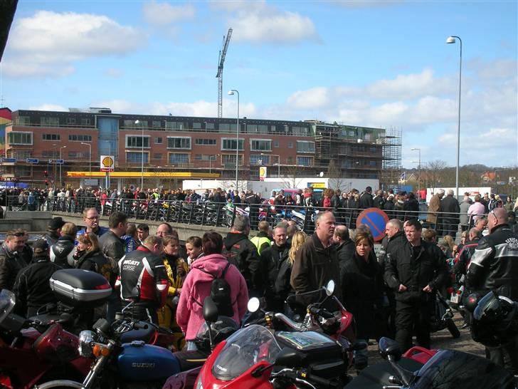 Suzuki gsx 750 f til salg - Hjejletræf i Silkeborg 2009 billede 3