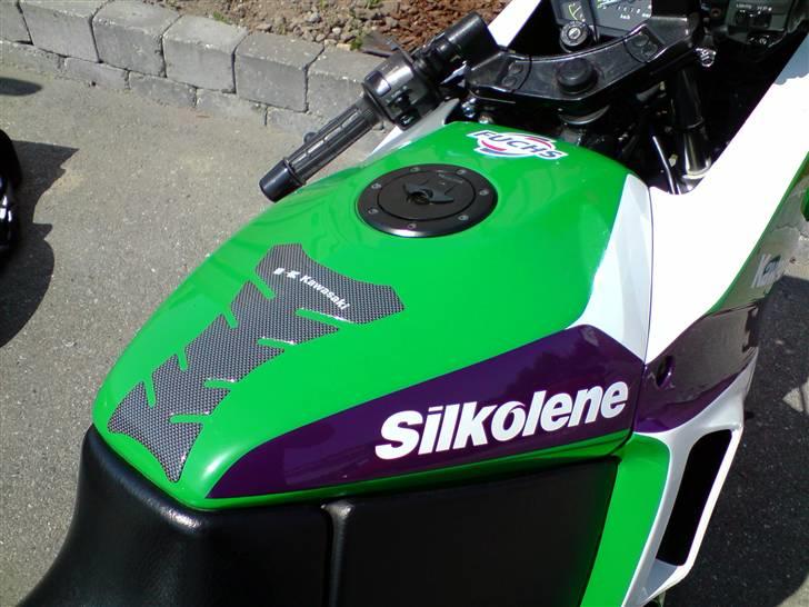 Kawasaki GPX600R REPLICA - SOLGT billede 6