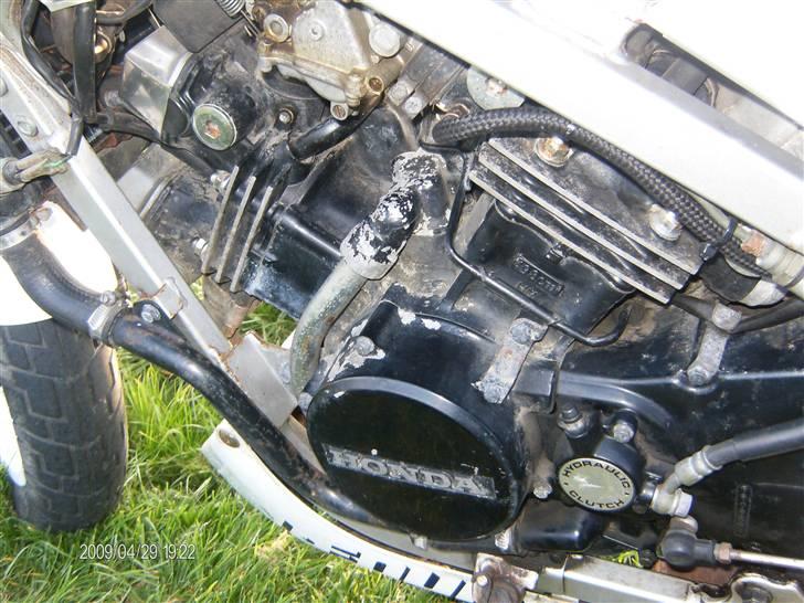 Honda vf 500f solgt billede 8