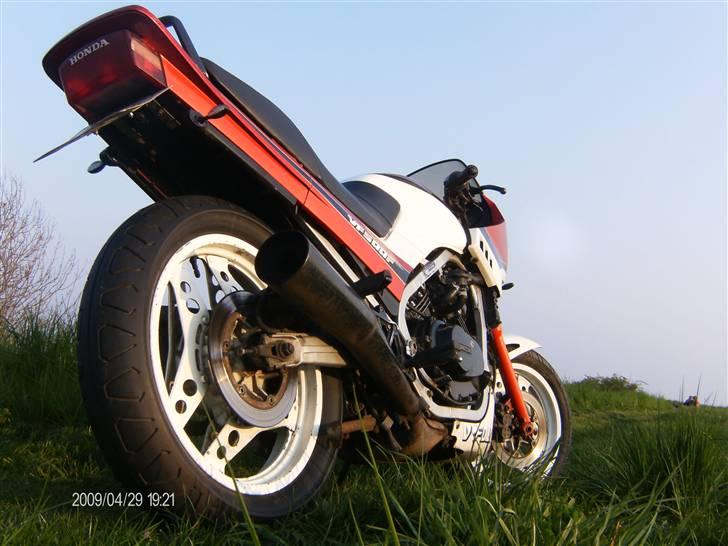 Honda vf 500f solgt billede 12